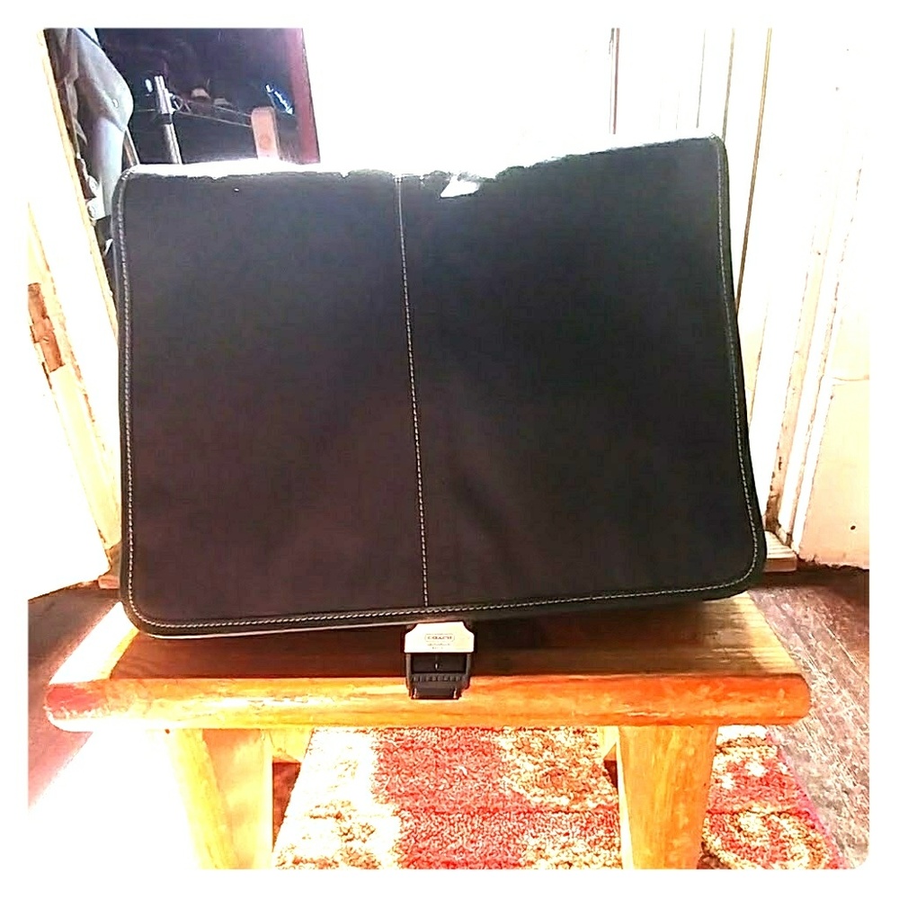 Coach lap-top, messenger/cross-body bag